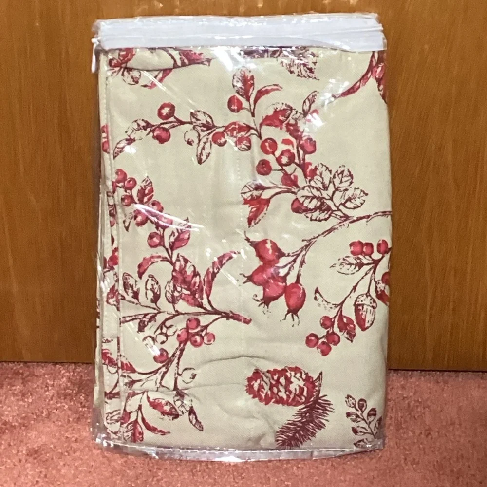 Plow & Hearth Botanical Toile Insulated Double-Lined Valance, 42W×14L -Cranberry